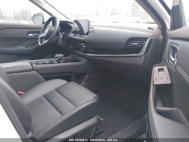 Photo 4 VIN: JN8BT3CB3PW462935 - NISSAN ROGUE 