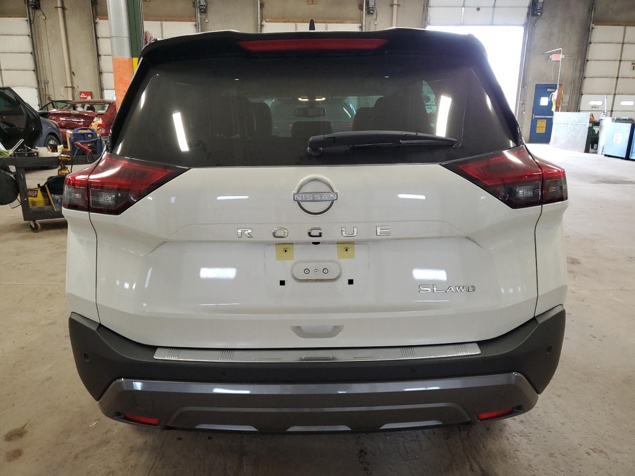 Photo 5 VIN: JN8BT3CB3PW484840 - NISSAN ROGUE 