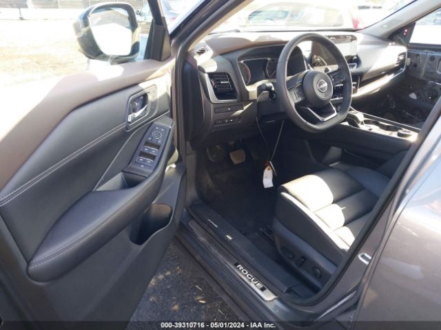 Photo 4 VIN: JN8BT3CB3PW487978 - NISSAN ROGUE 