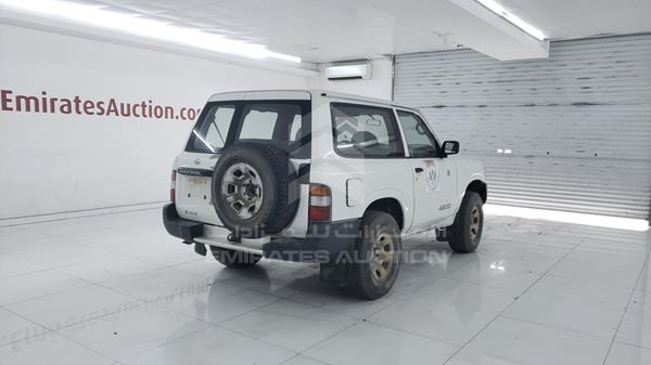 Photo 8 VIN: JN8BY14Y71X435022 - NISSAN PATROL 