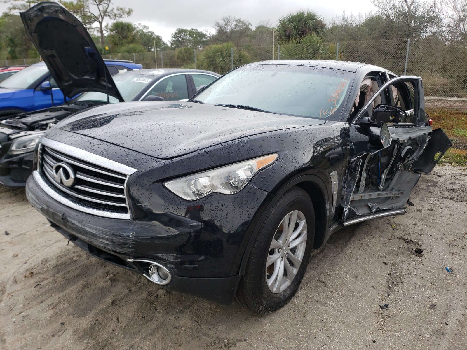 Photo 1 VIN: JN8CS1MU0GM670519 - INFINITI QX70 