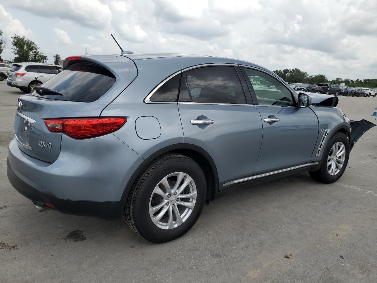 Photo 2 VIN: JN8CS1MU2HM142756 - INFINITI QX70 