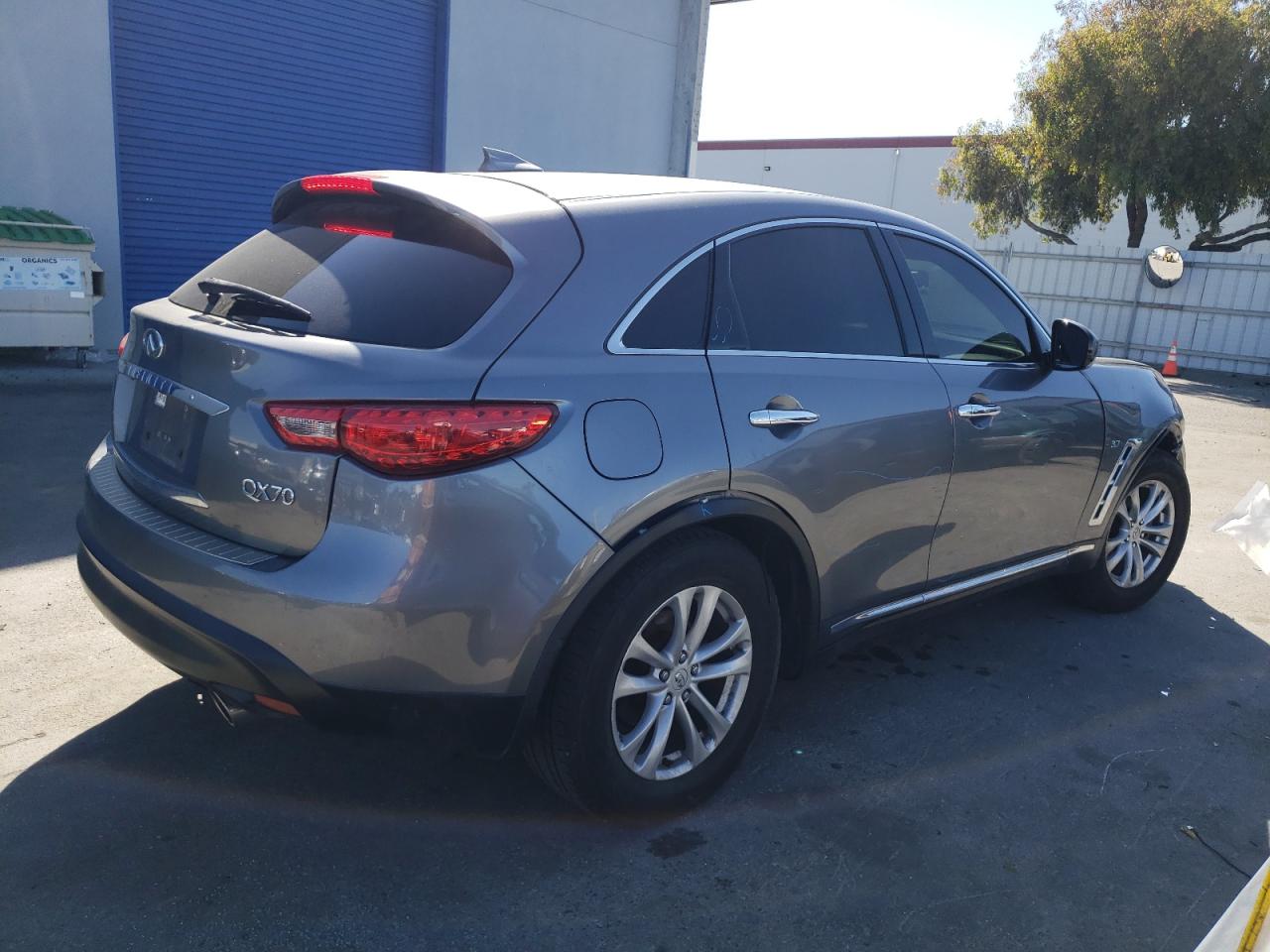 Photo 2 VIN: JN8CS1MU3HM141549 - INFINITI QX70 