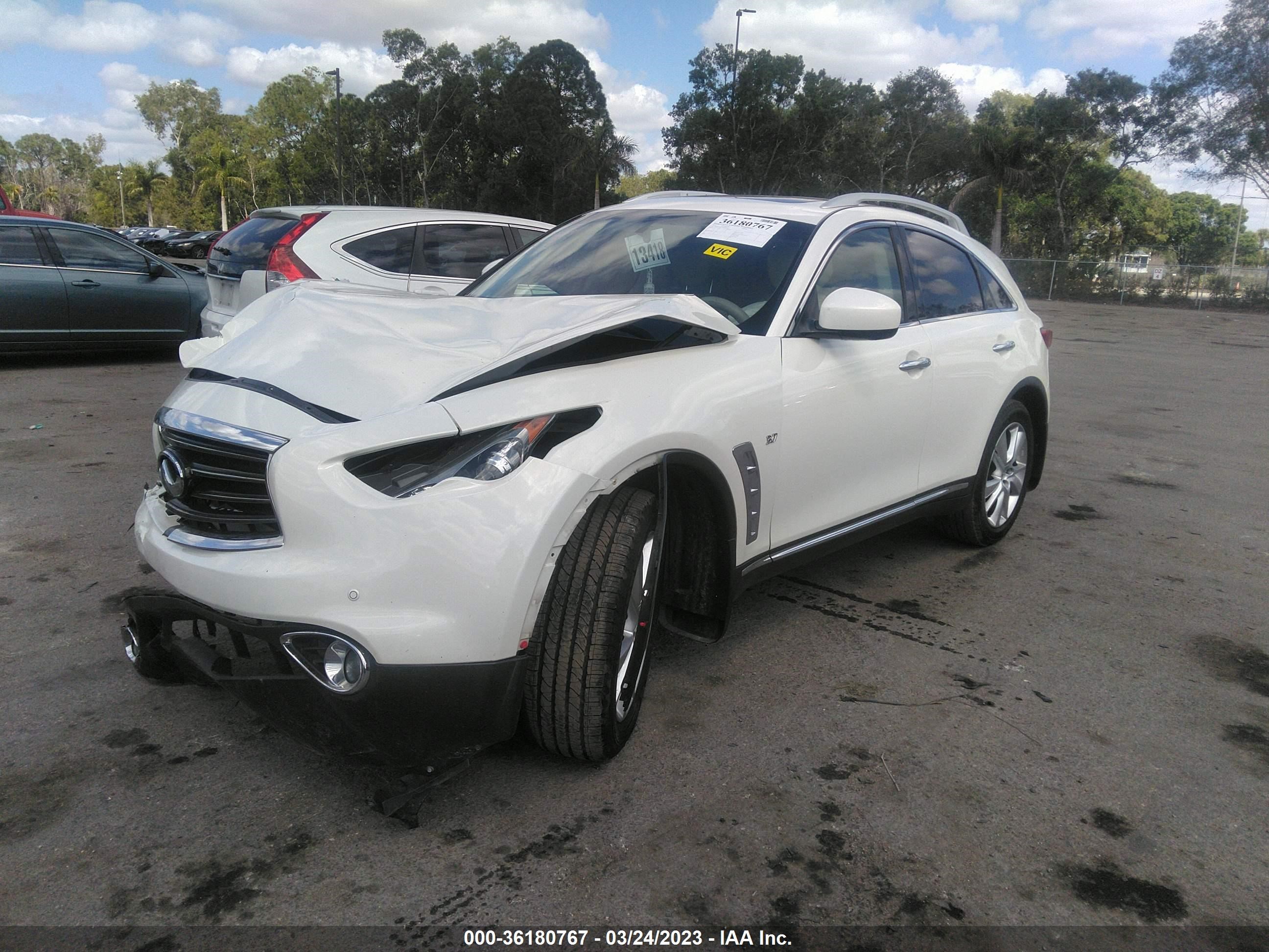 Photo 1 VIN: JN8CS1MU4EM450040 - INFINITI QX70 