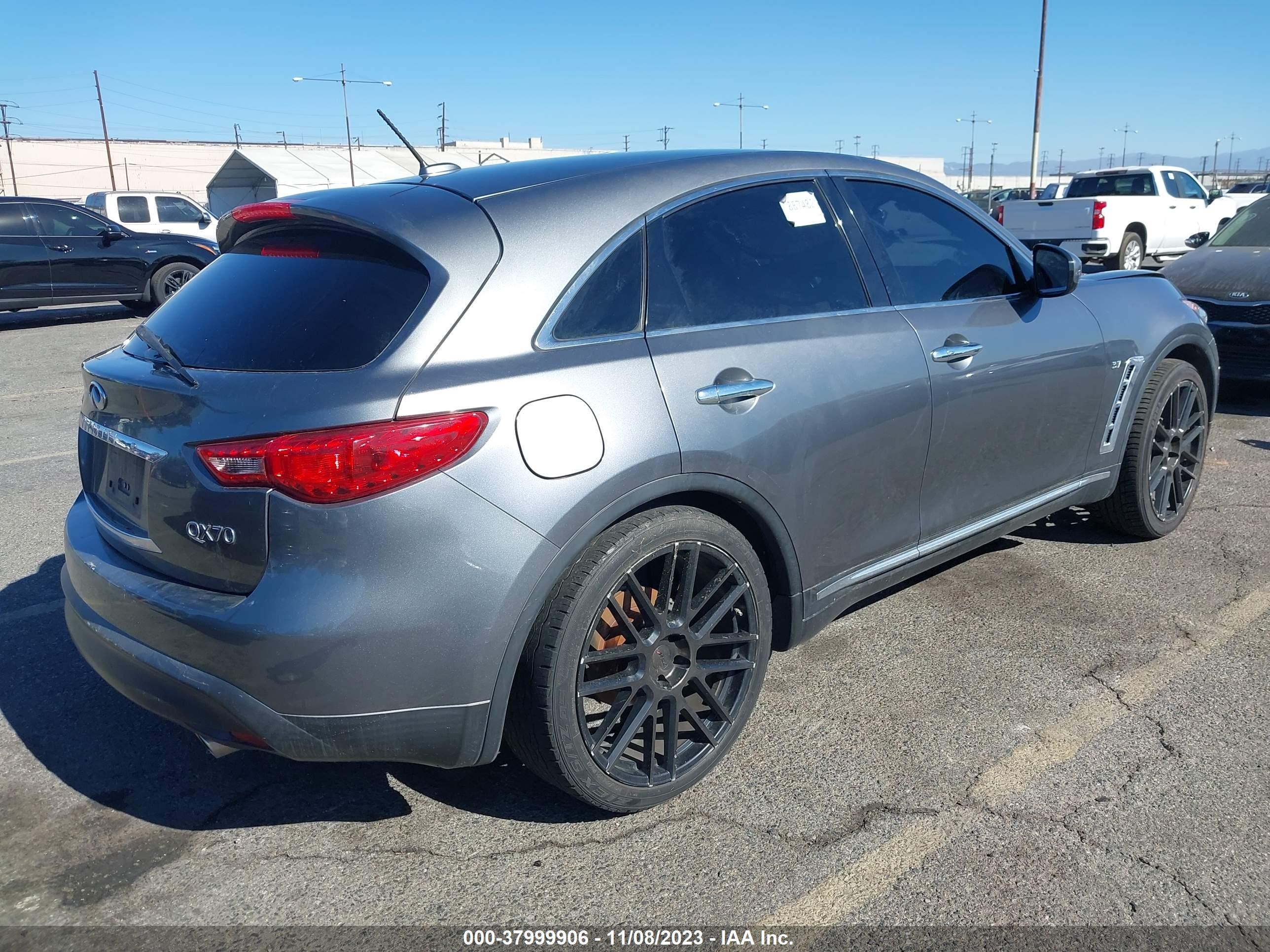 Photo 3 VIN: JN8CS1MU4HM141432 - INFINITI QX70 