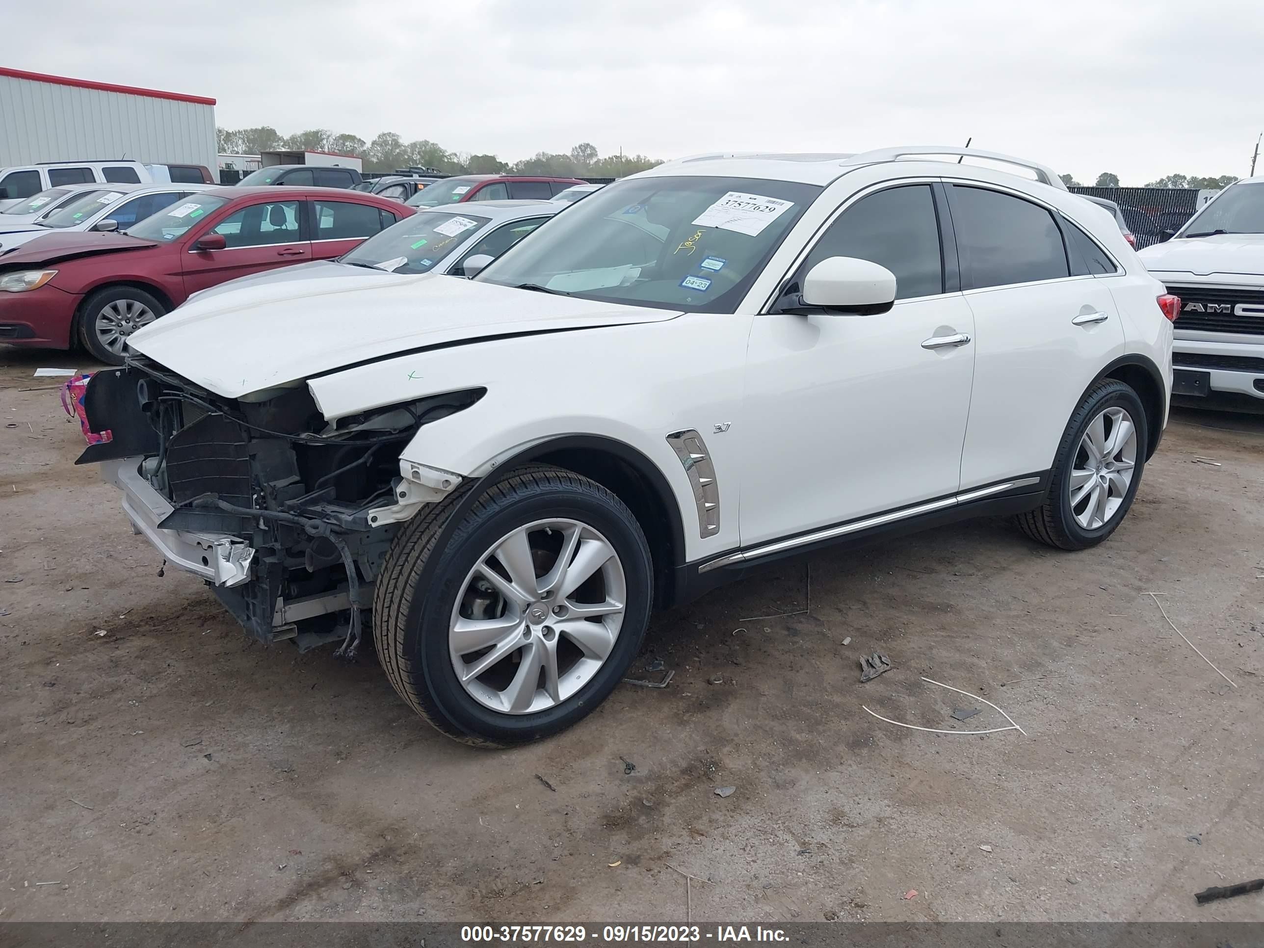 Photo 1 VIN: JN8CS1MU5FM381098 - INFINITI QX70 