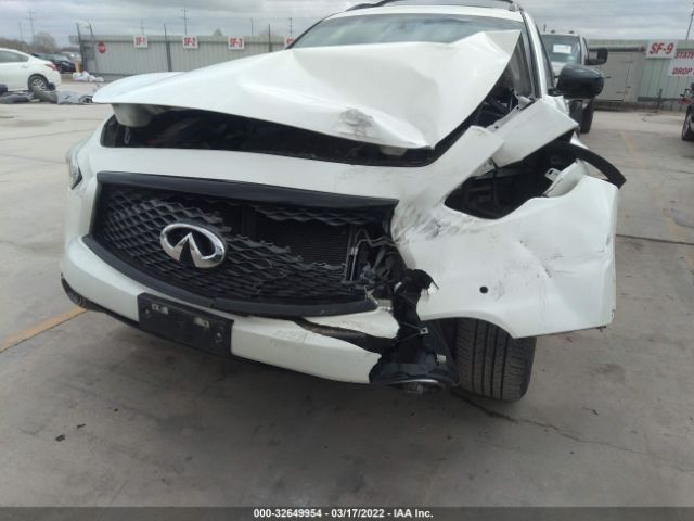 Photo 5 VIN: JN8CS1MU6HM143974 - INFINITI QX70 