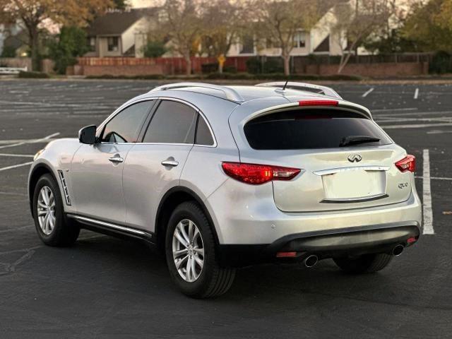 Photo 3 VIN: JN8CS1MU8FM381273 - INFINITI QX70 