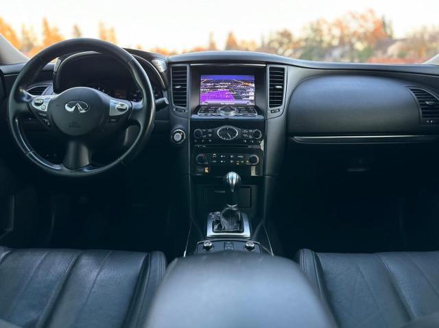 Photo 8 VIN: JN8CS1MU8FM381273 - INFINITI QX70 