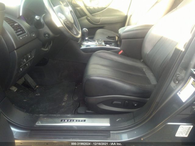 Photo 4 VIN: JN8CS1MU8GM671255 - INFINITI QX70 