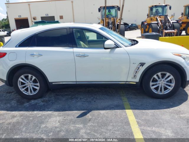 Photo 5 VIN: JN8CS1MU9HM143032 - INFINITI QX70 