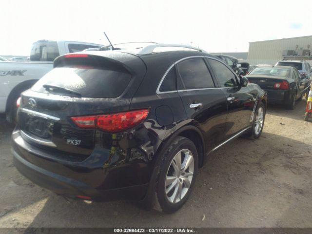 Photo 3 VIN: JN8CS1MUXDM142126 - INFINITI FX37 