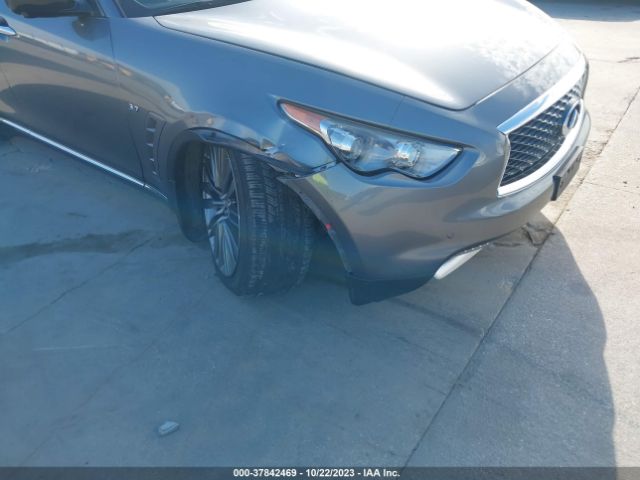 Photo 5 VIN: JN8CS1MUXHM140012 - INFINITI QX70 