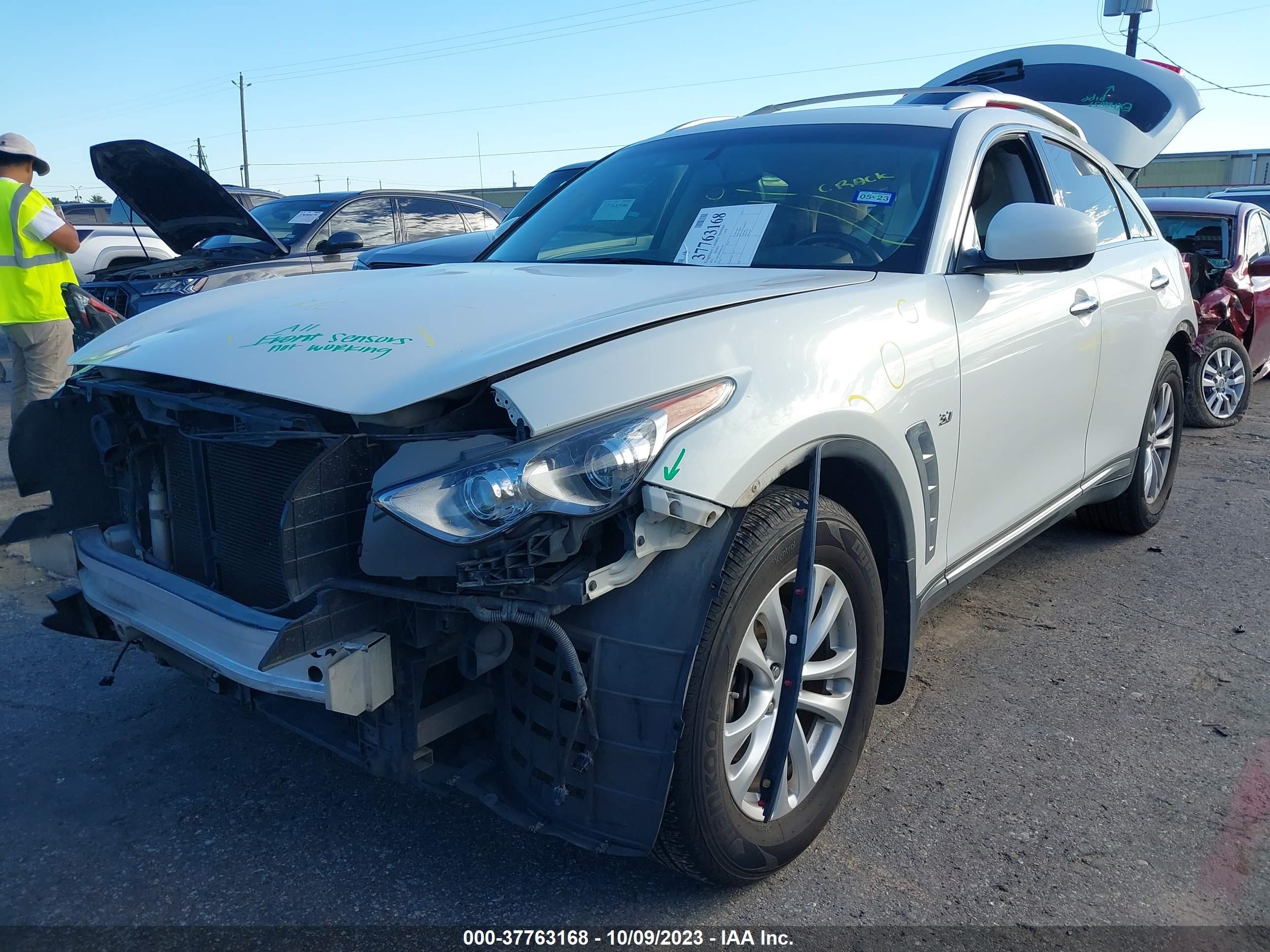 Photo 1 VIN: JN8CS1MW0EM413097 - INFINITI QX70 