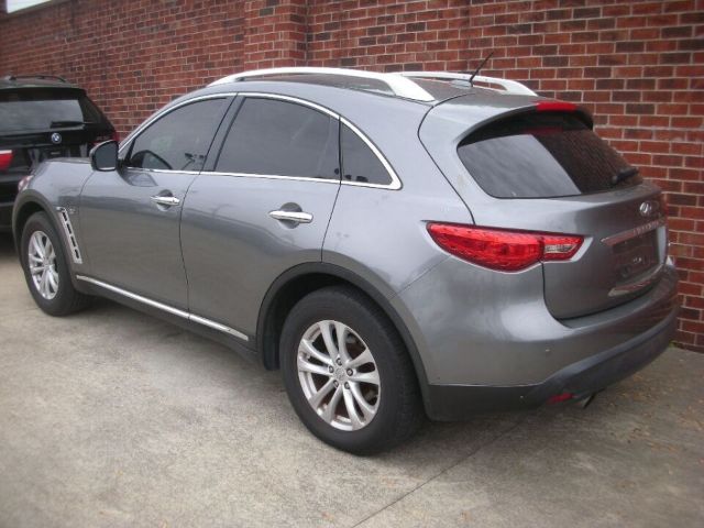 Photo 2 VIN: JN8CS1MW0FM482521 - INFINITI QX70 