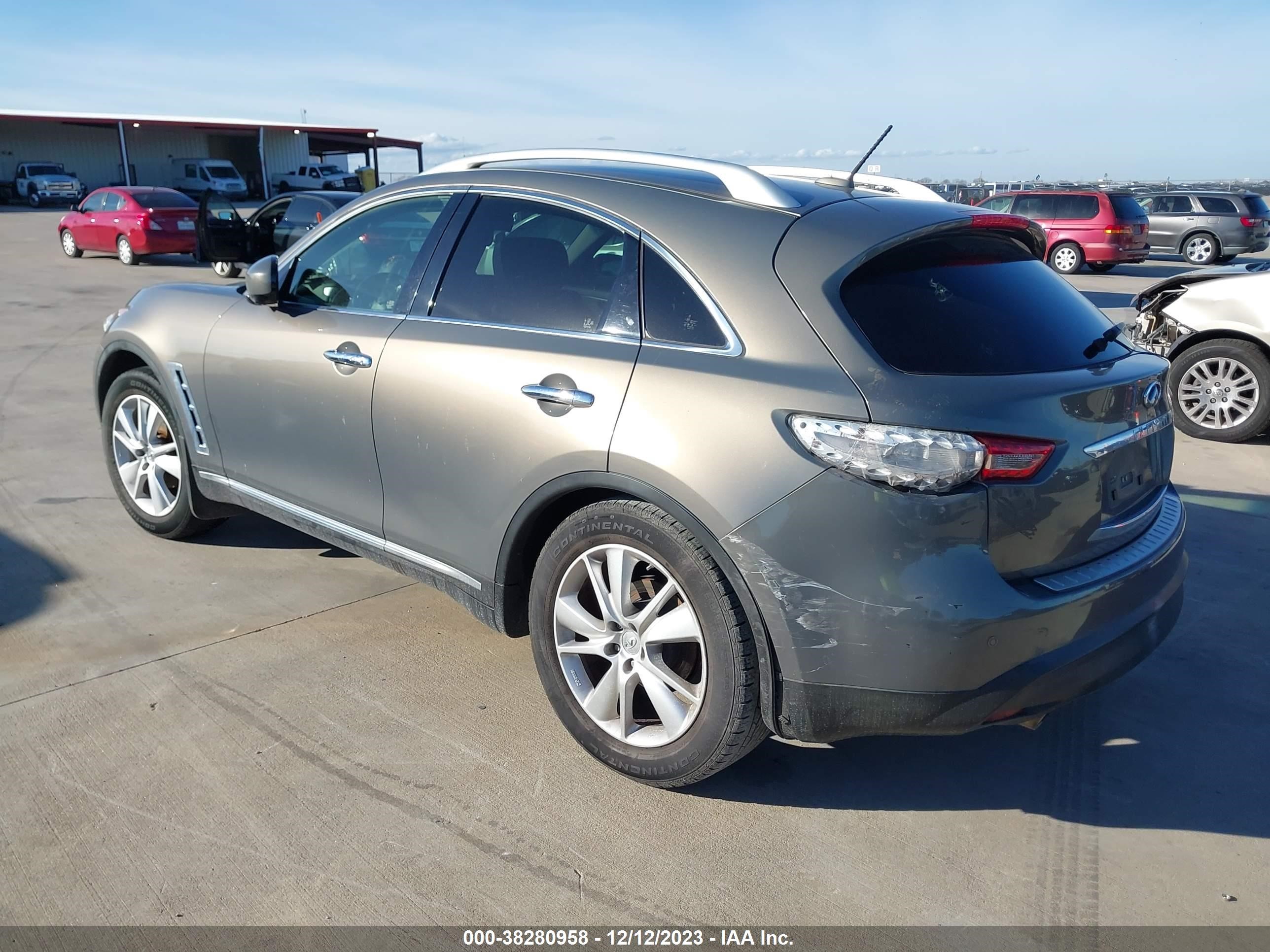 Photo 2 VIN: JN8CS1MW2DM172058 - INFINITI FX 