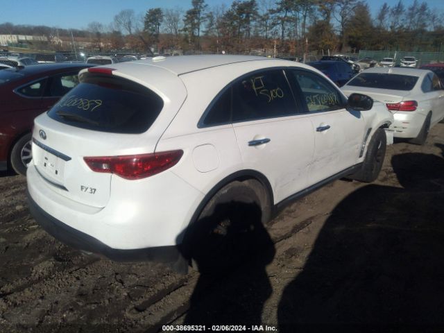 Photo 3 VIN: JN8CS1MW3DM173607 - INFINITI FX37 