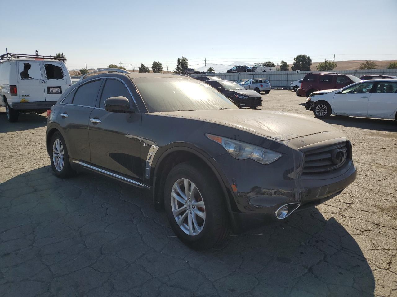 Photo 3 VIN: JN8CS1MW5FM481882 - INFINITI QX70 