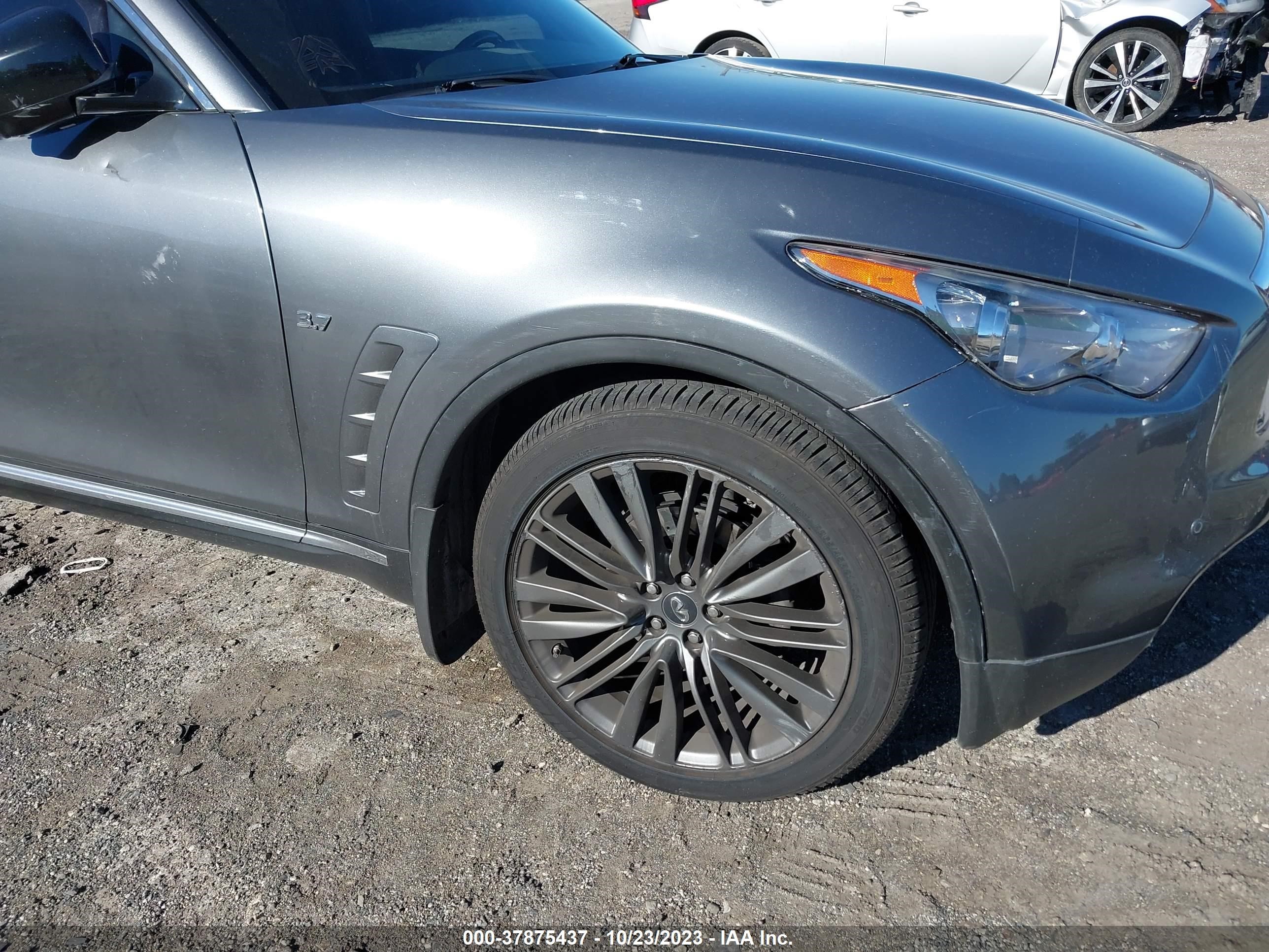 Photo 11 VIN: JN8CS1MW5HM410099 - INFINITI QX70 