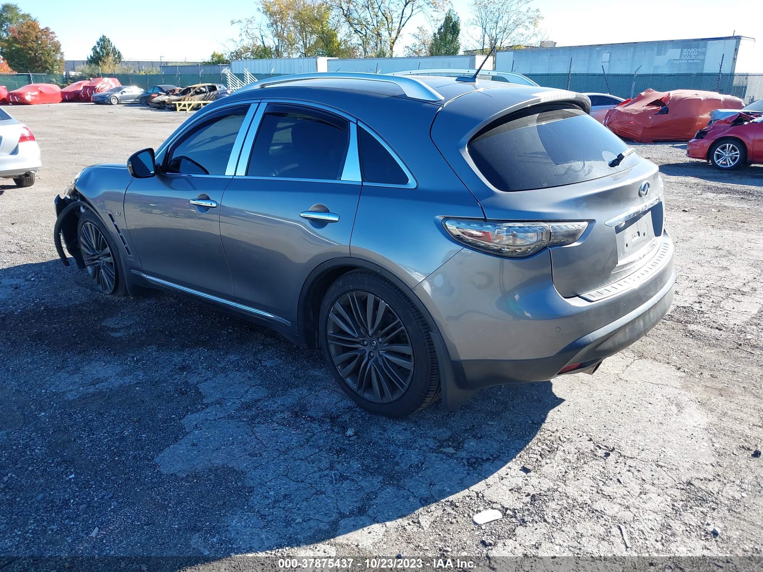 Photo 2 VIN: JN8CS1MW5HM410099 - INFINITI QX70 