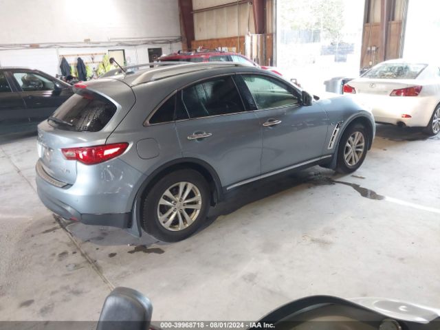 Photo 3 VIN: JN8CS1MW6HM413884 - INFINITI QX70 