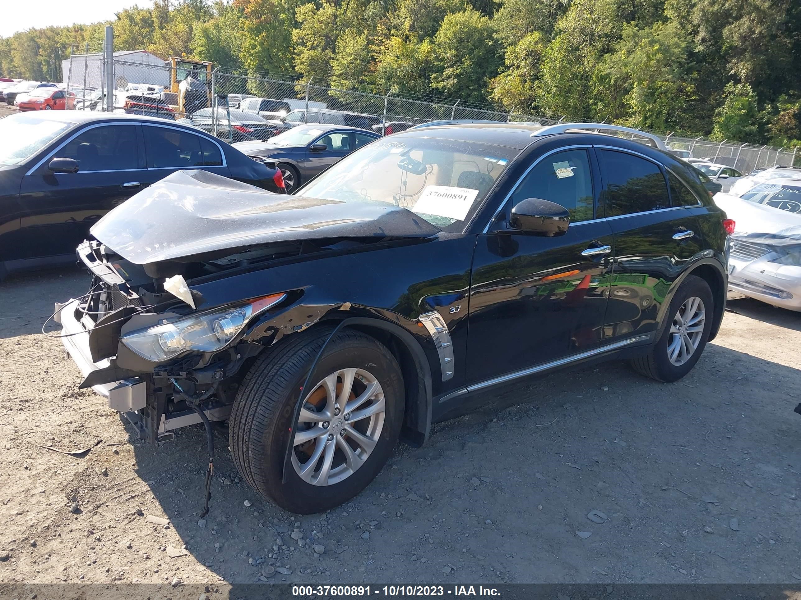 Photo 1 VIN: JN8CS1MW7GM752698 - INFINITI QX70 