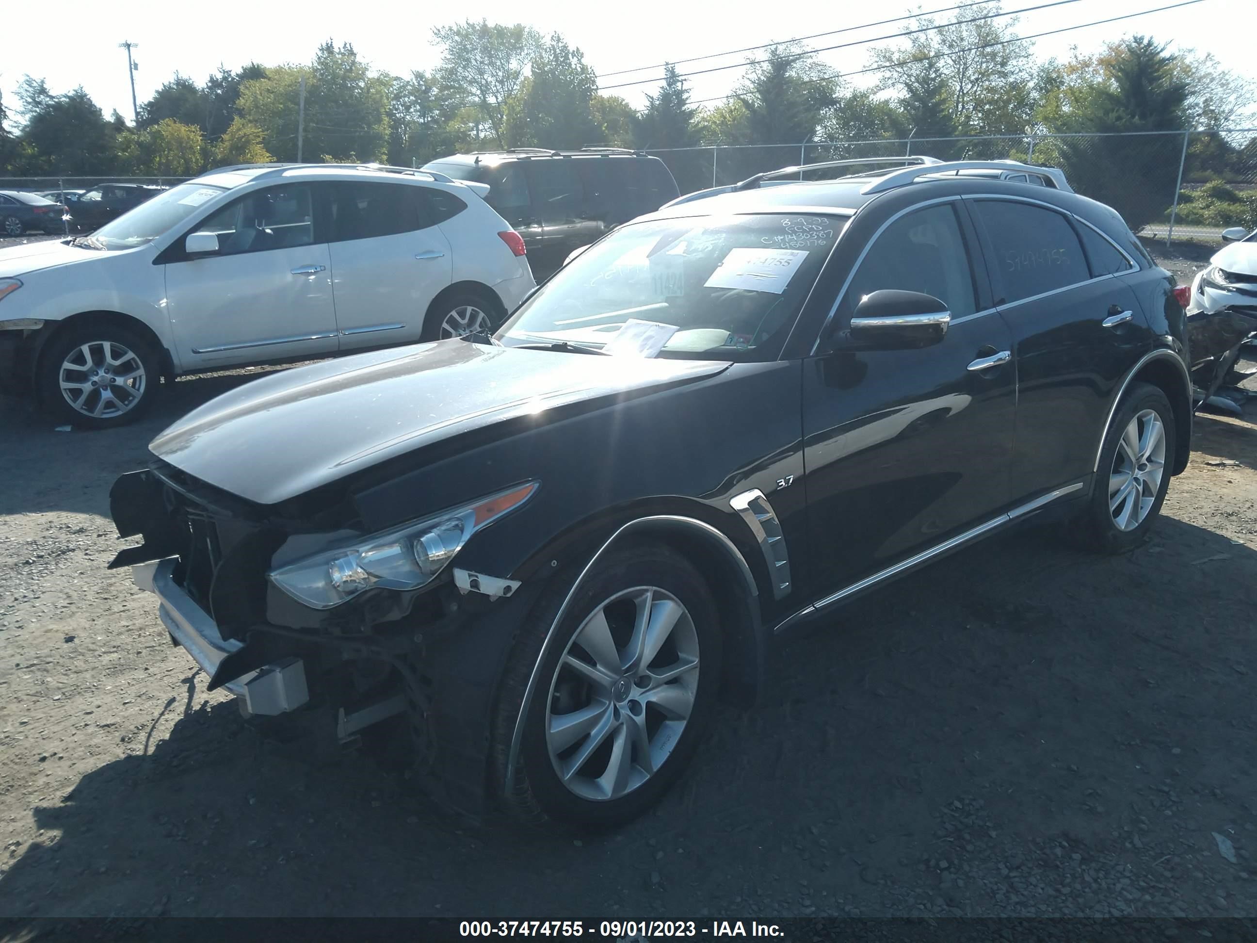 Photo 1 VIN: JN8CS1MWXFM480176 - INFINITI QX70 