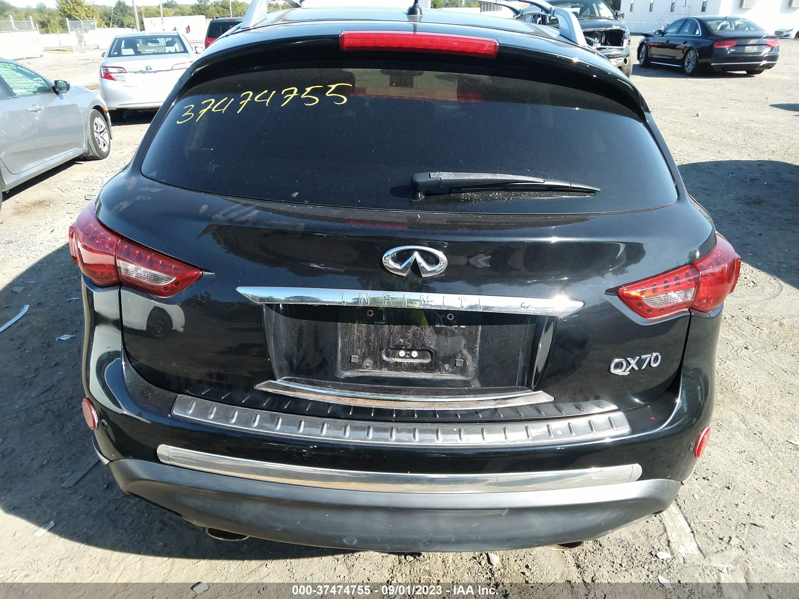 Photo 15 VIN: JN8CS1MWXFM480176 - INFINITI QX70 