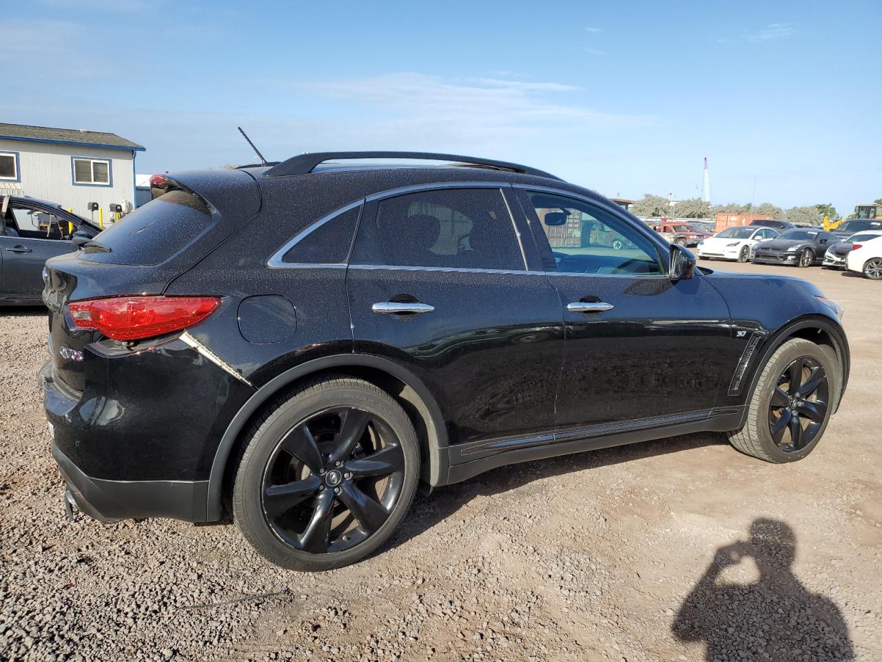 Photo 2 VIN: JN8CS1MWXFM483563 - INFINITI QX70 