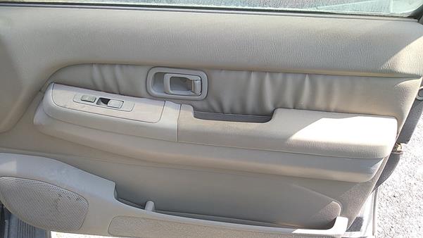 Photo 26 VIN: JN8DR05Y43W010106 - INFINITI QX4 