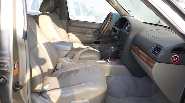 Photo 28 VIN: JN8DR05Y63W010494 - INFINITI QX4 