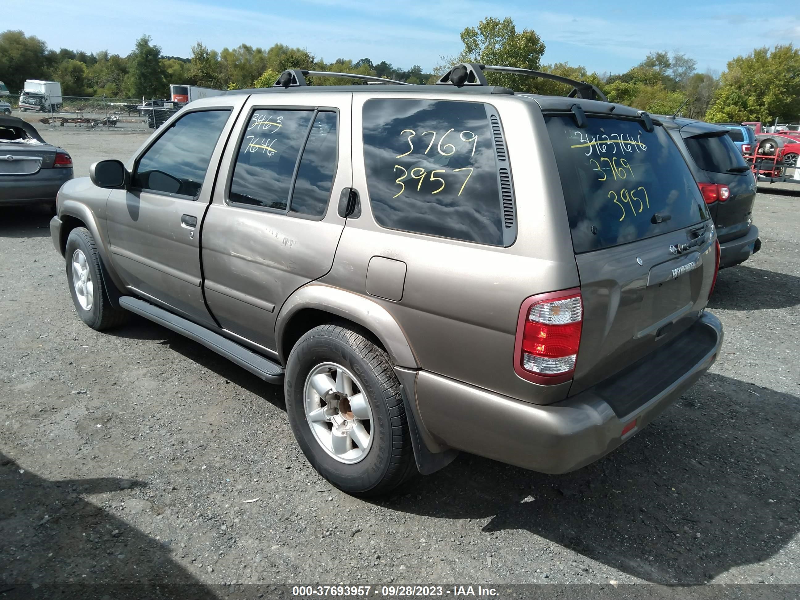 Photo 2 VIN: JN8DR09X21W572648 - NISSAN PATHFINDER 