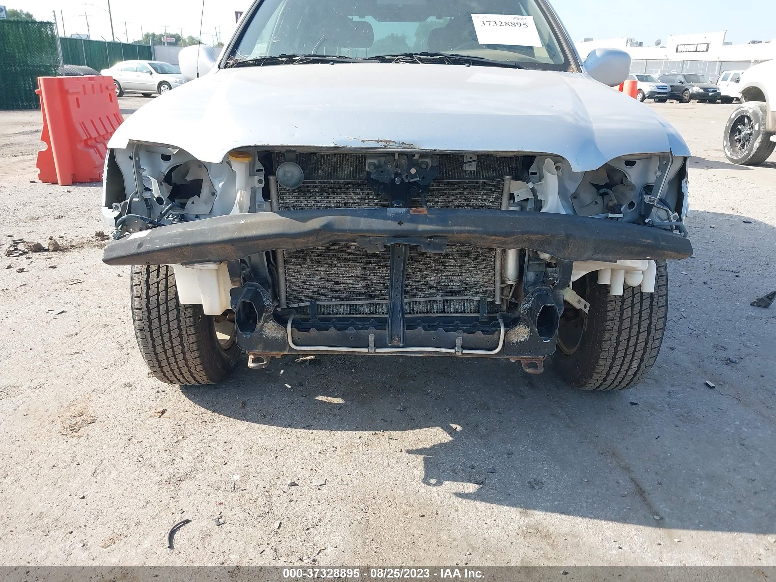 Photo 5 VIN: JN8DR09XX3W714537 - NISSAN PATHFINDER 