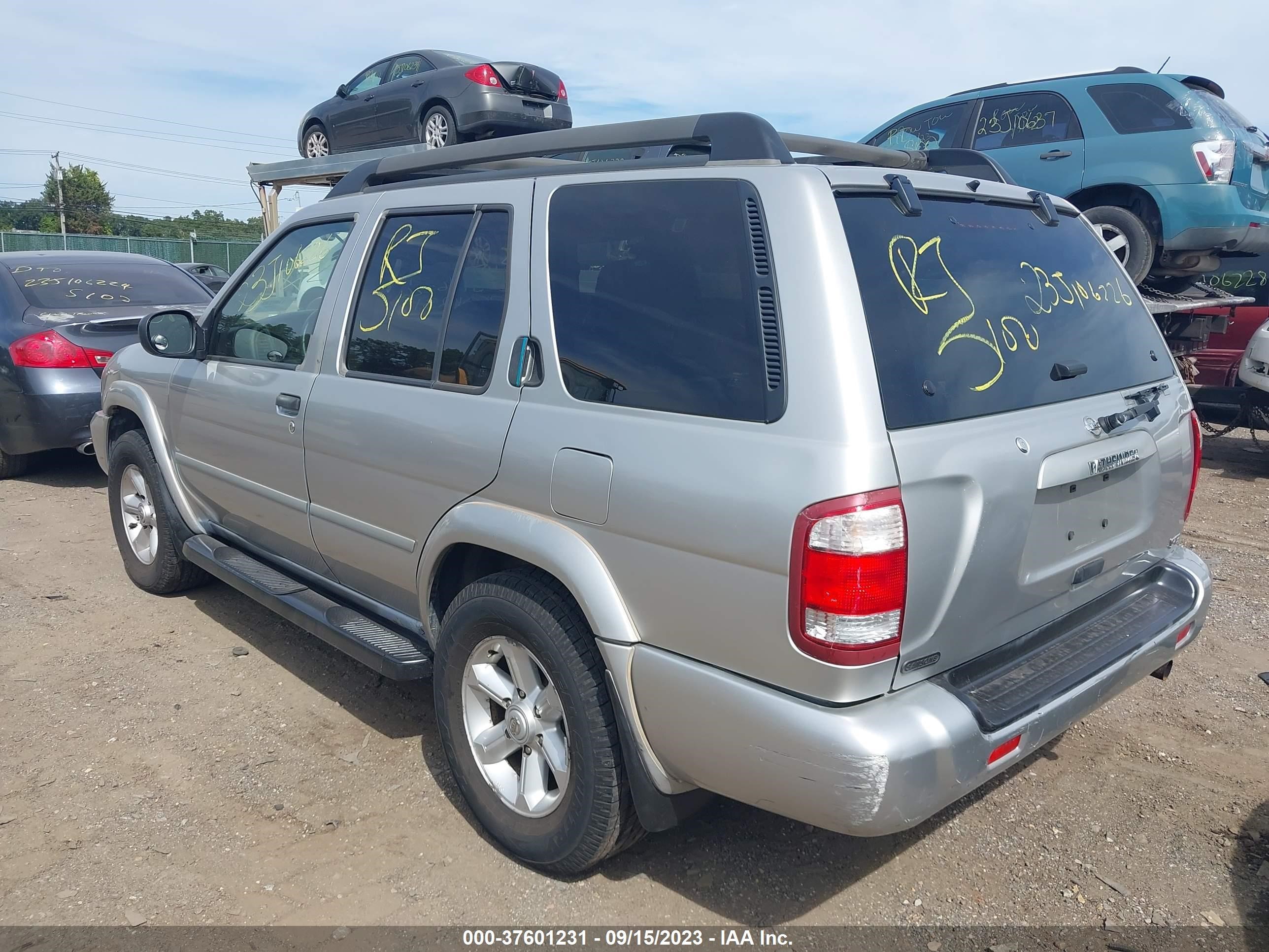 Photo 2 VIN: JN8DR09Y53W815638 - NISSAN PATHFINDER 