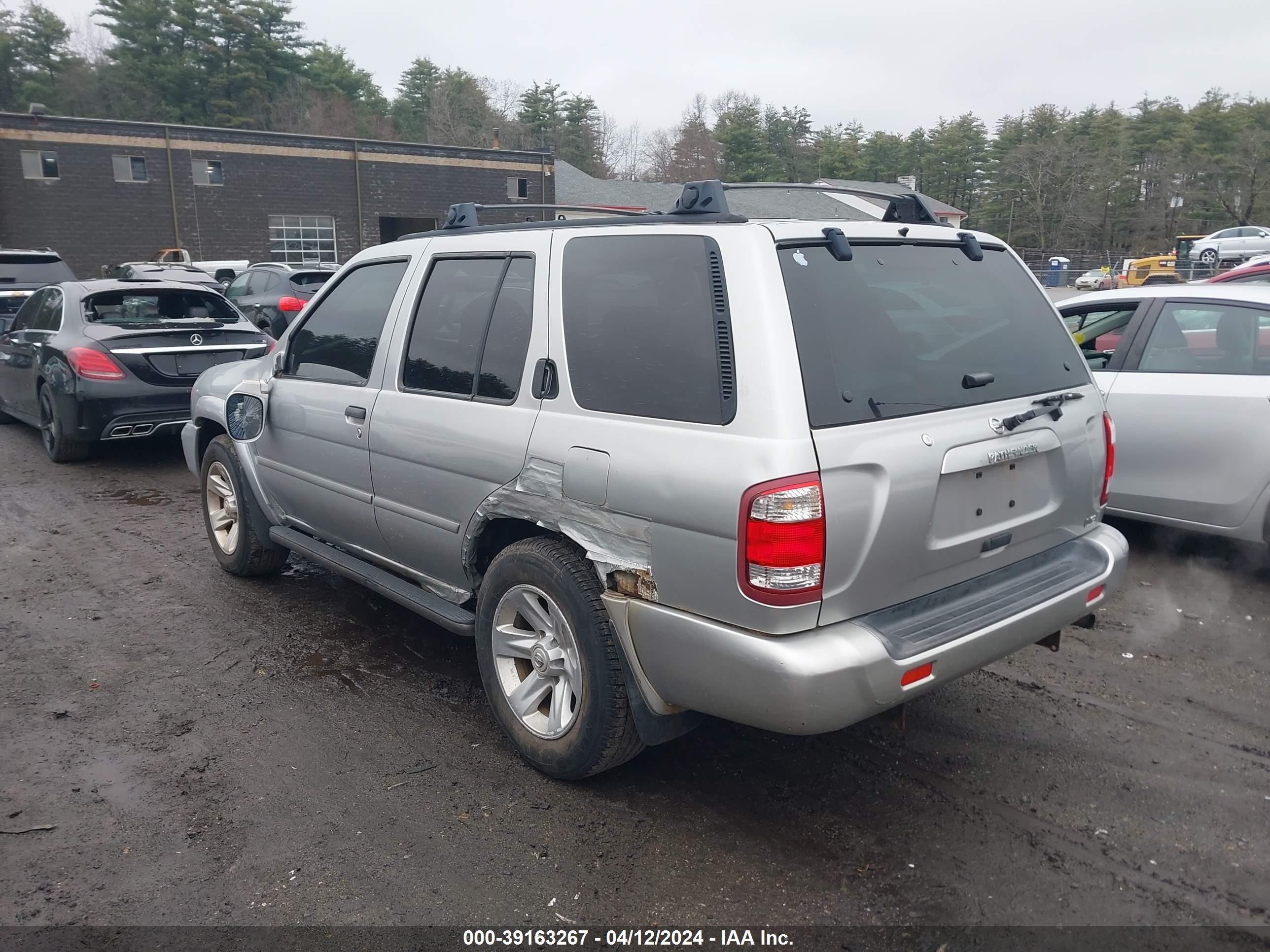 Photo 2 VIN: JN8DR09Y63W813395 - NISSAN PATHFINDER 