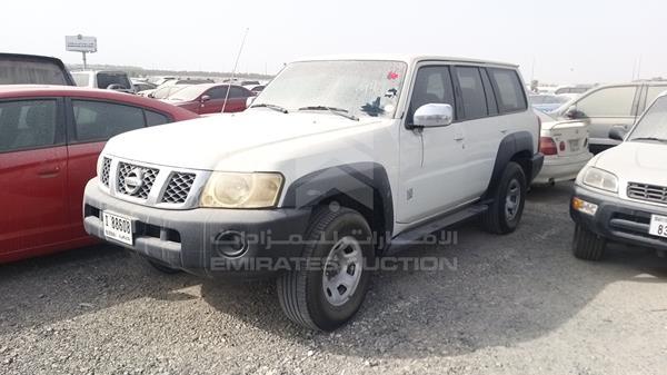 Photo 5 VIN: JN8FY15Y08X561815 - NISSAN PATROL 