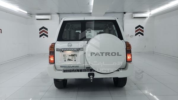 Photo 7 VIN: JN8FY15Y18X562830 - NISSAN PATROL 