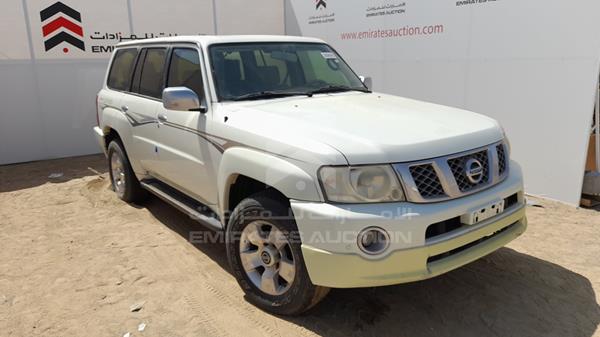 Photo 10 VIN: JN8FY15Y18X562925 - NISSAN PATROL 