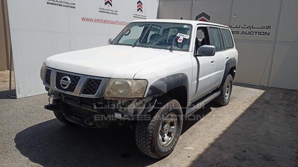 Photo 5 VIN: JN8FY15Y18X568689 - NISSAN PATROL 