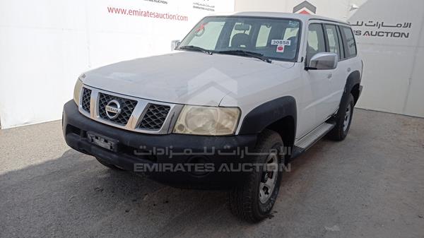 Photo 3 VIN: JN8FY15Y1BX582700 - NISSAN PATROL 