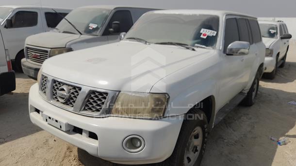 Photo 3 VIN: JN8FY15Y27X560731 - NISSAN PATROL 