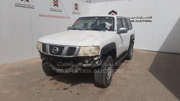 Photo 3 VIN: JN8FY15Y28X568443 - NISSAN PATROL 