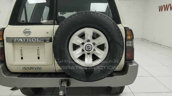 Photo 22 VIN: JN8FY15Y49X570146 - NISSAN PATROL 