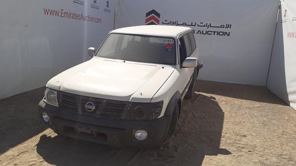 Photo 2 VIN: JN8FY15Y62X446563 - NISSAN PATROL 