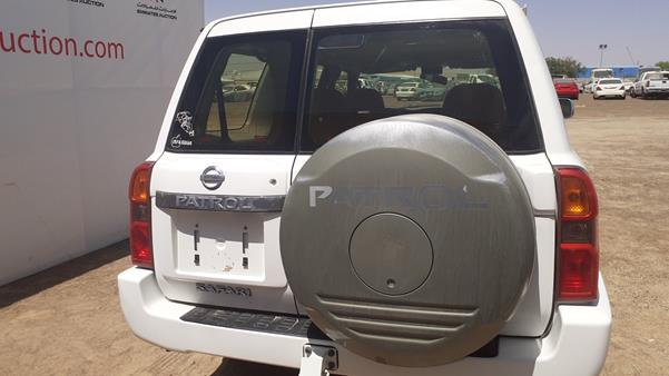 Photo 6 VIN: JN8FY15Y85X544241 - NISSAN PATROL 