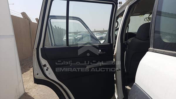 Photo 16 VIN: JN8FY15Y88X568138 - NISSAN PATROL 