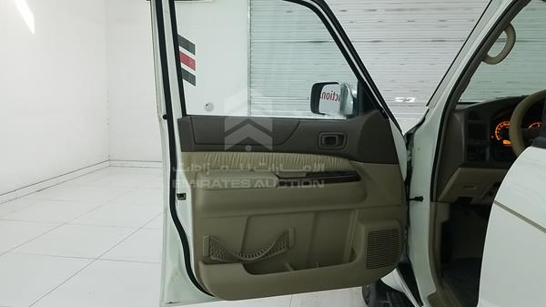 Photo 8 VIN: JN8FY15Y92X451577 - NISSAN PATROL 