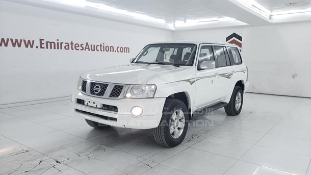 Photo 4 VIN: JN8FY15Y98X567015 - NISSAN PATROL 