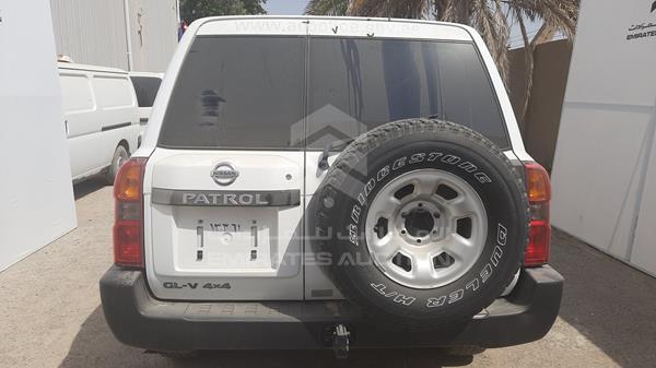 Photo 8 VIN: JN8FY15Y99X576248 - NISSAN PATROL 