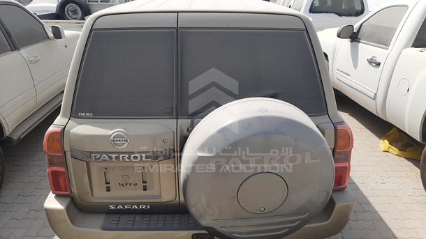 Photo 5 VIN: JN8FY15Y9AX581180 - NISSAN PATROL 